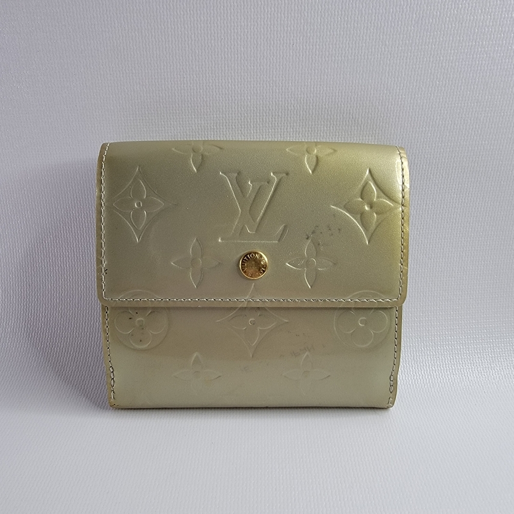 LOUIS VUITTON Monogram Vernis Patent Leather Trifold Wallet EUC